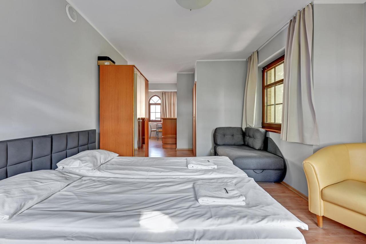 Dom & House - Apartamenty Zacisze ソポト エクステリア 写真